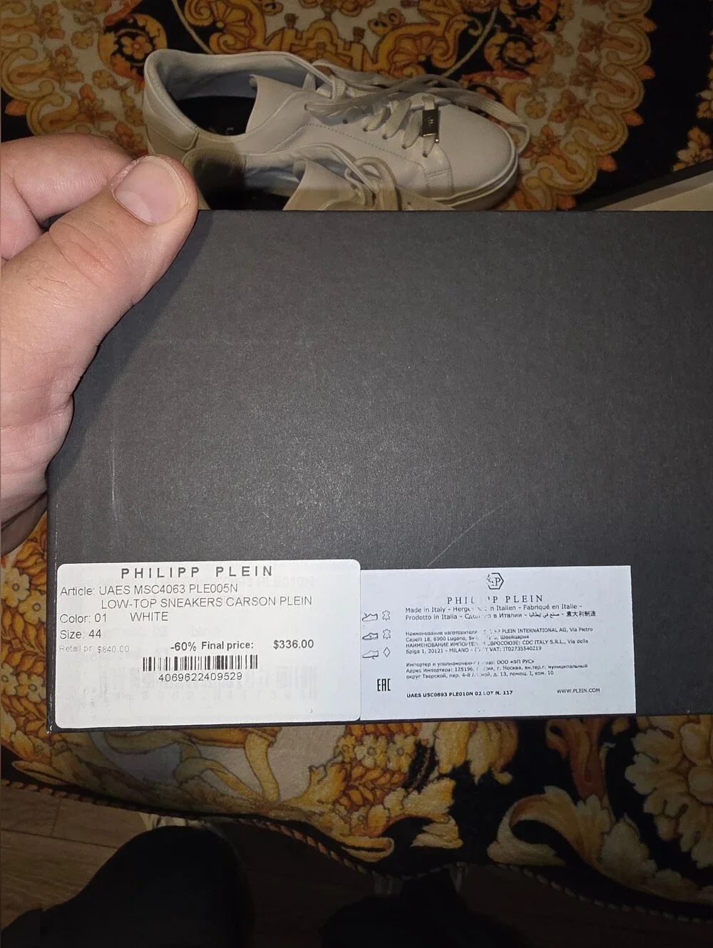 MSRP $840 - Philipp Plein White and Black Logo Low-Top Sneakers